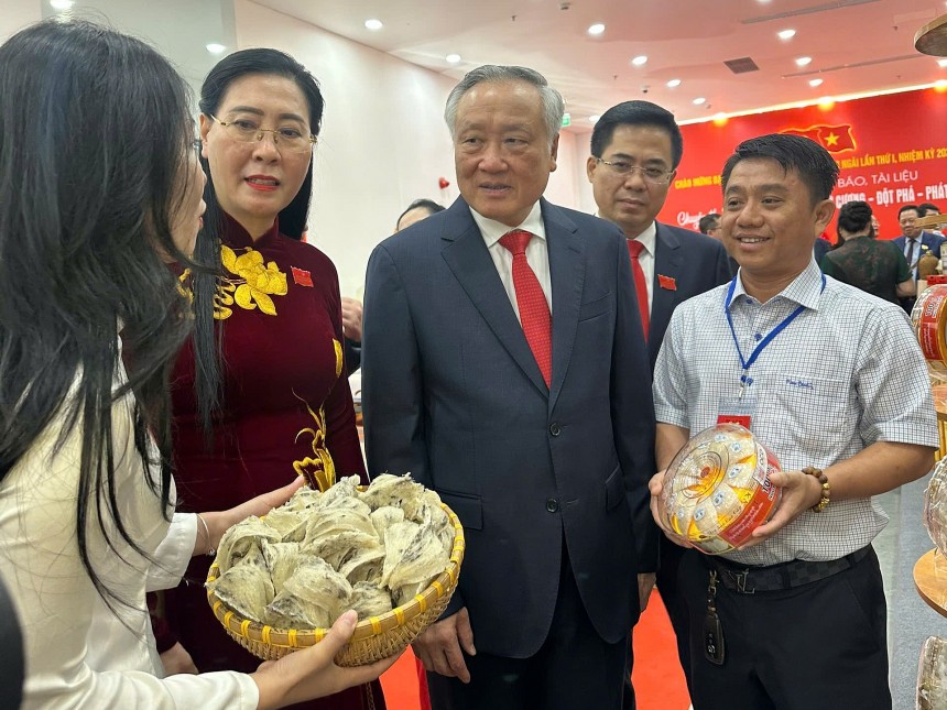 Thành công của Yến sào Cù Lao Ré minh chứng cho những nỗ lực không ngừng nghỉ của doanh nghiệp, sự hỗ trợ nhiệt tình, đồng hành từ địa phương, các cơ quan hiệp hội, ngành nghề. Thành công của Yến sào Cù Lao Ré minh chứng cho những nỗ lực không ngừng nghỉ của doanh nghiệp, sự hỗ trợ nhiệt tình, đồng hành từ địa phương, các cơ quan hiệp hội, ngành nghề.