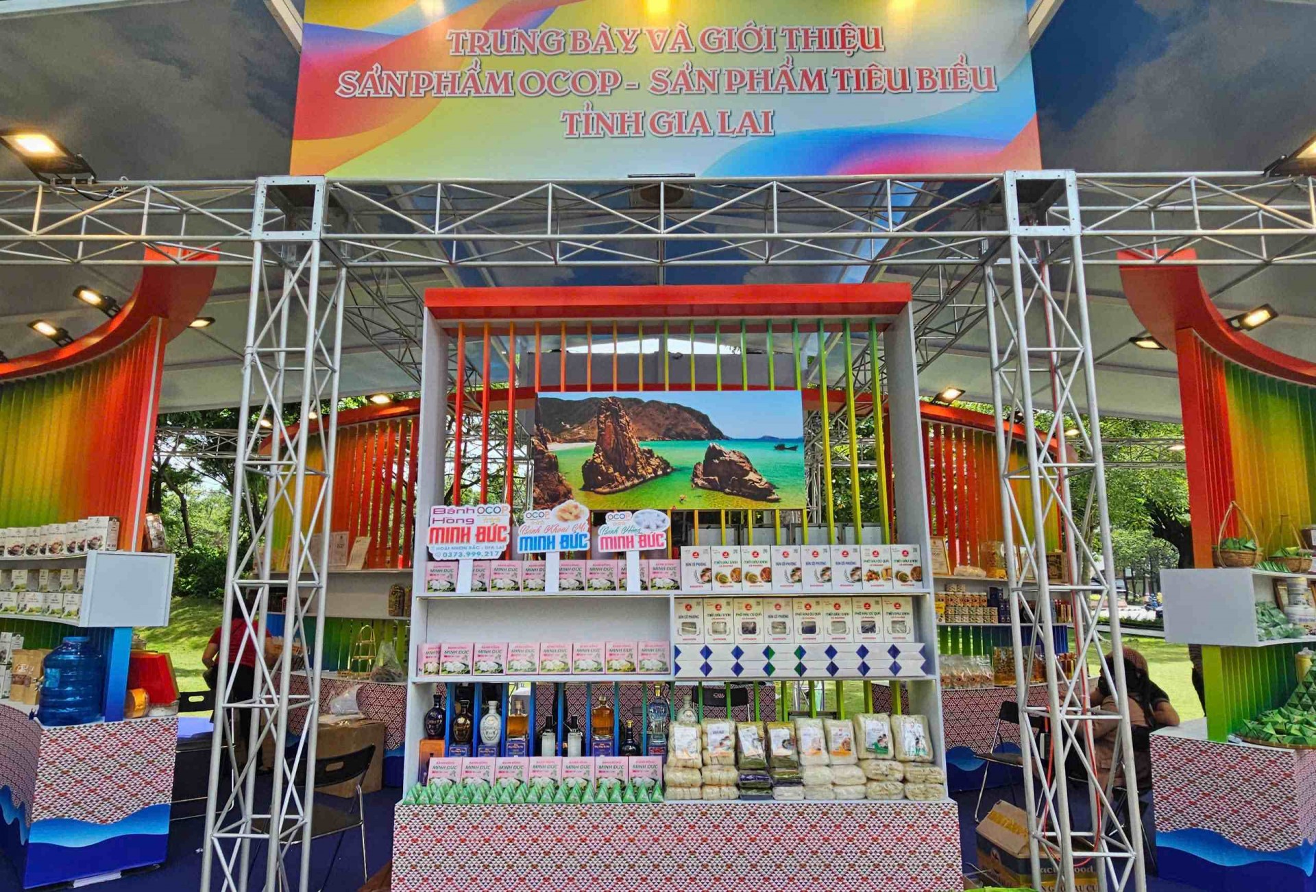 Triển lãm sản phẩm OCOP tạo điểm nhấn chào mừng Đại hội Đảng bộ tỉnh Gia Lai lần thứ I