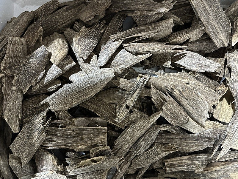 Vốn nổi tiếng kiên định với triết lý kiến tạo trầm hương sạch, những năm qua, Công ty TNHH MTV Trương Thanh Khoan luôn trăn trở trước thực trạng cạnh tranh thiếu lành mạnh Vốn nổi tiếng kiên định với triết lý kiến tạo trầm hương sạch, những năm qua, Công ty TNHH MTV Trương Thanh Khoan luôn trăn trở trước thực trạng cạnh tranh thiếu lành mạnh