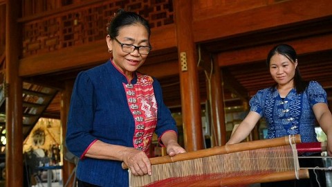 tu ban nho chau tien sac tho cam thai lan toa the gioi