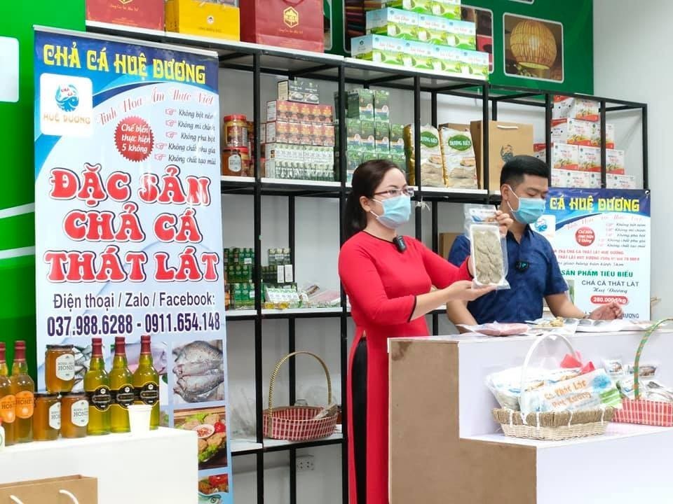 Chả cá thát lát Huệ Dương: sản phẩm tiềm năng OCOP 4 sao của Hà Nội Chả cá thát lát Huệ Dương: sản phẩm tiềm năng OCOP 4 sao của Hà Nội