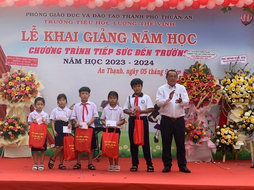 TP. HCM: Tâm huyết nâng tầm gỗ Việt thành sản phẩm OCOP xuất khẩu