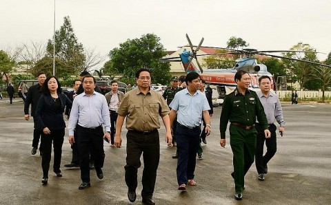 thu tuong pham minh chinh chi dao khan truong on dinh doi song nhan dan vung tam lu