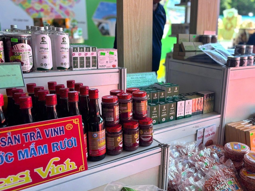 Tuần lễ OCOP 2025 quy tụ khoảng 400 doanh nghiệp, HTX từ 24 tỉnh, thành trên phạm vi cả nước, sở hữu lượng danh mục sản phẩm đồ sộ lên tới 3.000 chủng loại