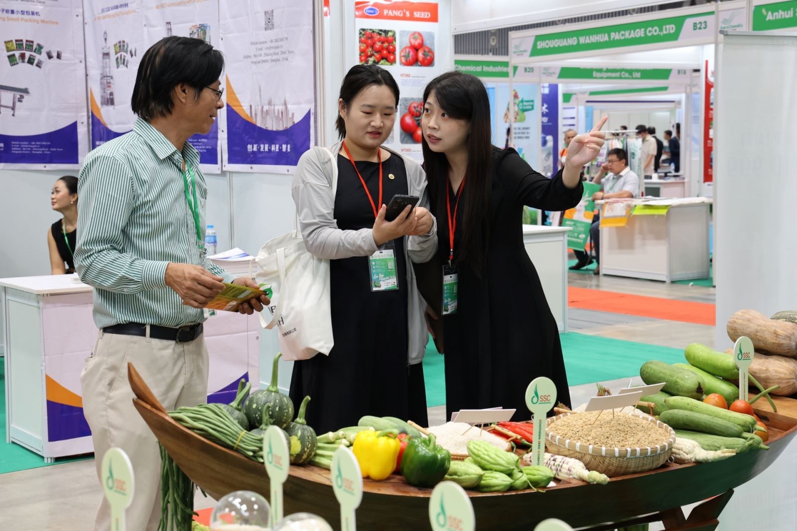 Xây dựng sản phẩm OCOP để xuất khẩu và đạt chuẩn quốc tế