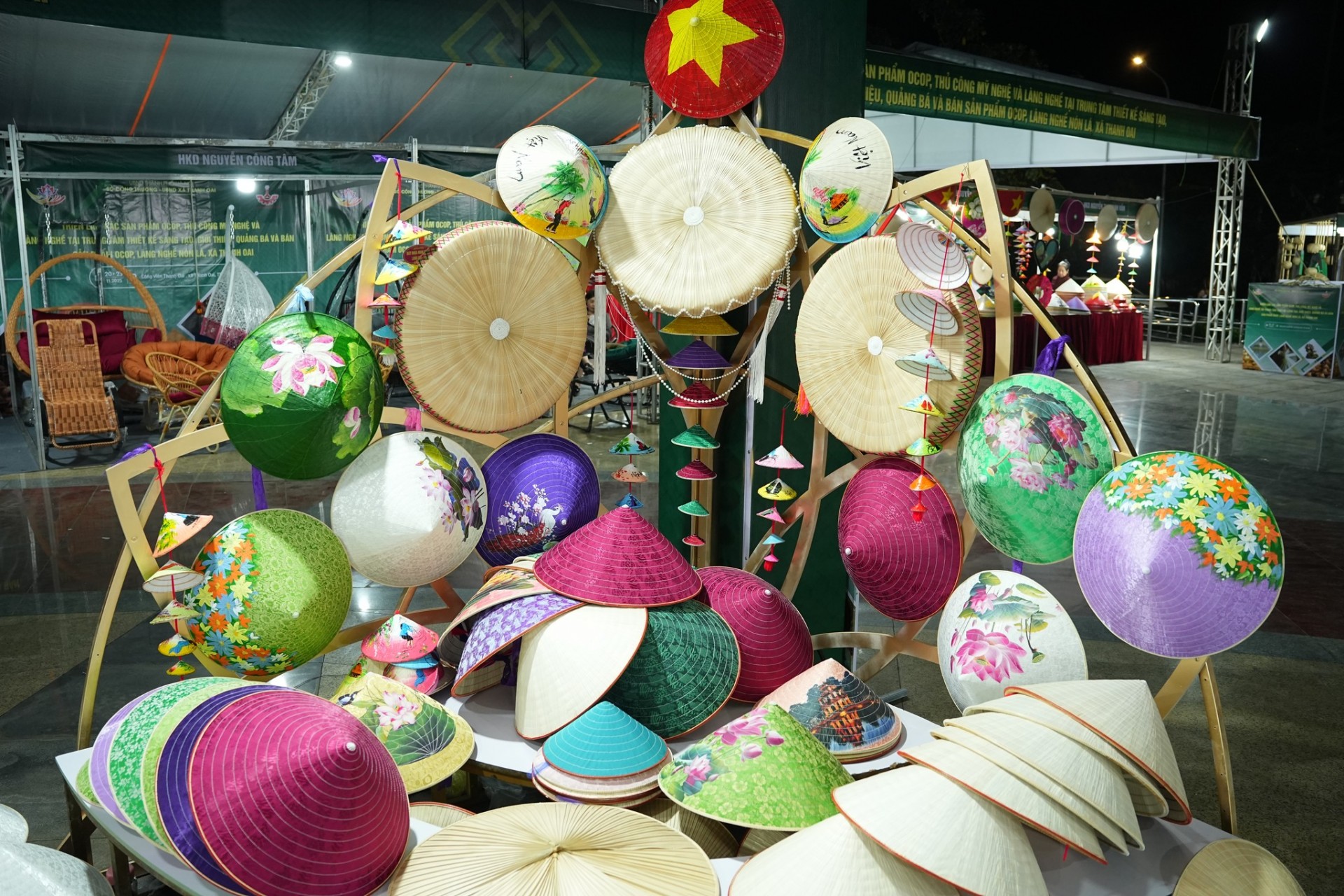 Theo kế hoạch, trong năm 2025, Hà Nội phấn đấu phát triển thêm từ 8–10 điểm giới thiệu và bán sản phẩm OCOP