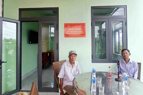 nguoi dan gia lai vui mung don nha moi chien dich quang trung do cong an xay dung