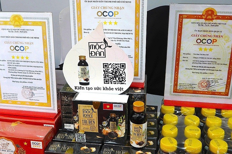 Công Ty TNHH Sản xuất Thương mại Dịch vụ Sống Khỏe tham gia Chương trình với mục tiêu giới thiệu nhiều sản phẩm OCOP tốt cho sức khoẻ như trà sâm tỏi đen, nước ép tỏi đen,…