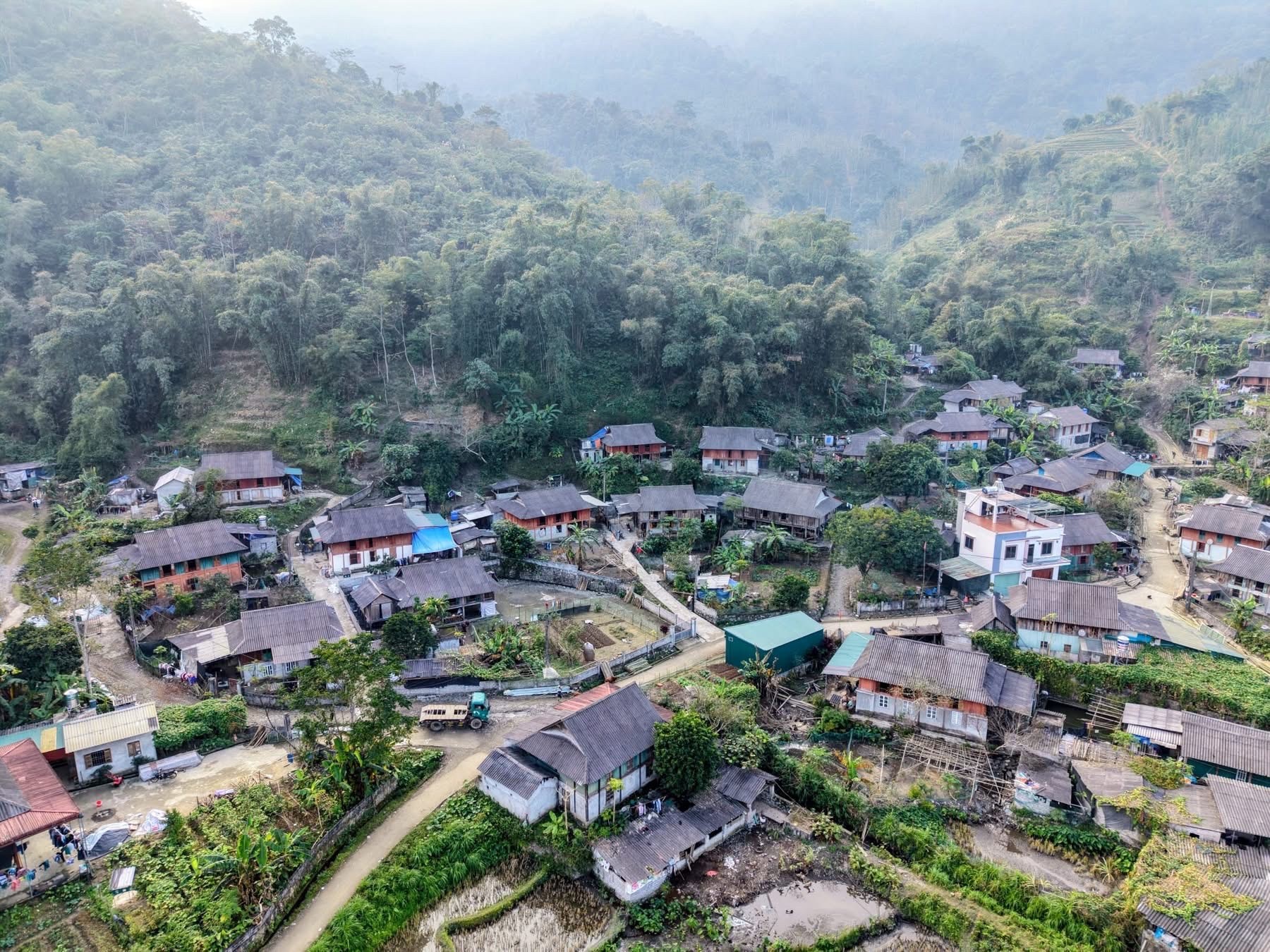 Săn mây trên “nóc nhà” xứ Mường Bi