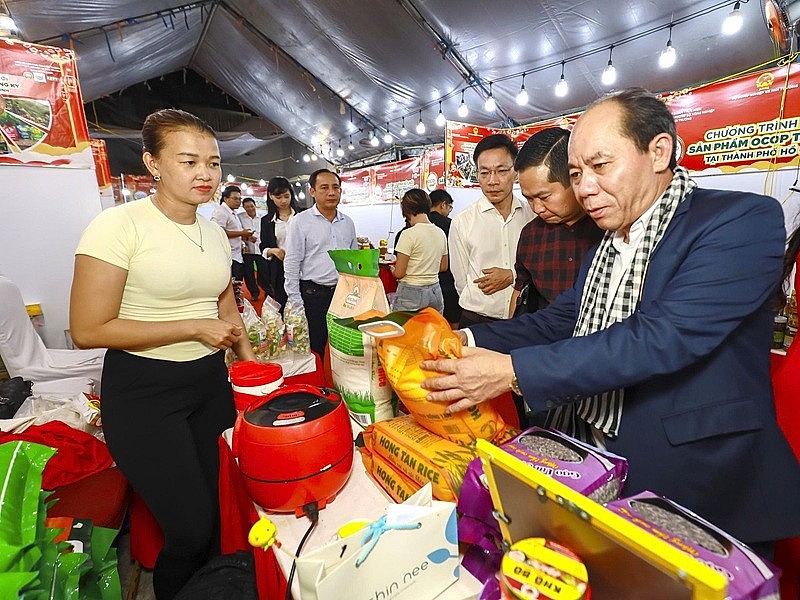 Mỗi sản phẩm OCOP xuất hiện tại sự kiện chính là “quả ngọt” từ chủ trương phát huy lợi thế địa phương của các cấp chính quyền