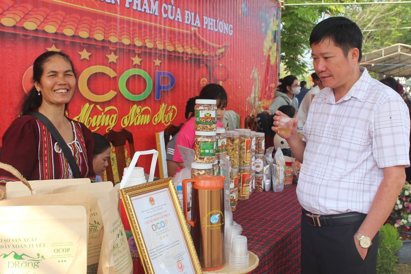 Chè dây xoăn tuyết Ka Drờng: Sản vật núi rừng Cát Tiên vươn ra thị trường