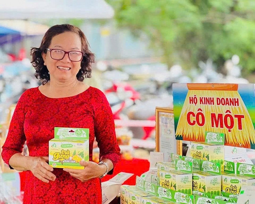 Bà Nguyễn Thị Tiến, chủ Hộ kinh doanh Cô Một (tổ 7, thôn bình An, xã Đồng Dương, thành phố Đà Nẵng)