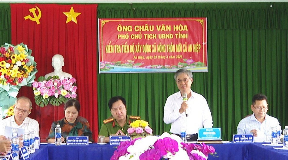 Phó Chủ tịch UBND tỉnh Châu Văn Hòa phát biểu chỉ đạo  tại buổi làm việc với xã An Hiệp