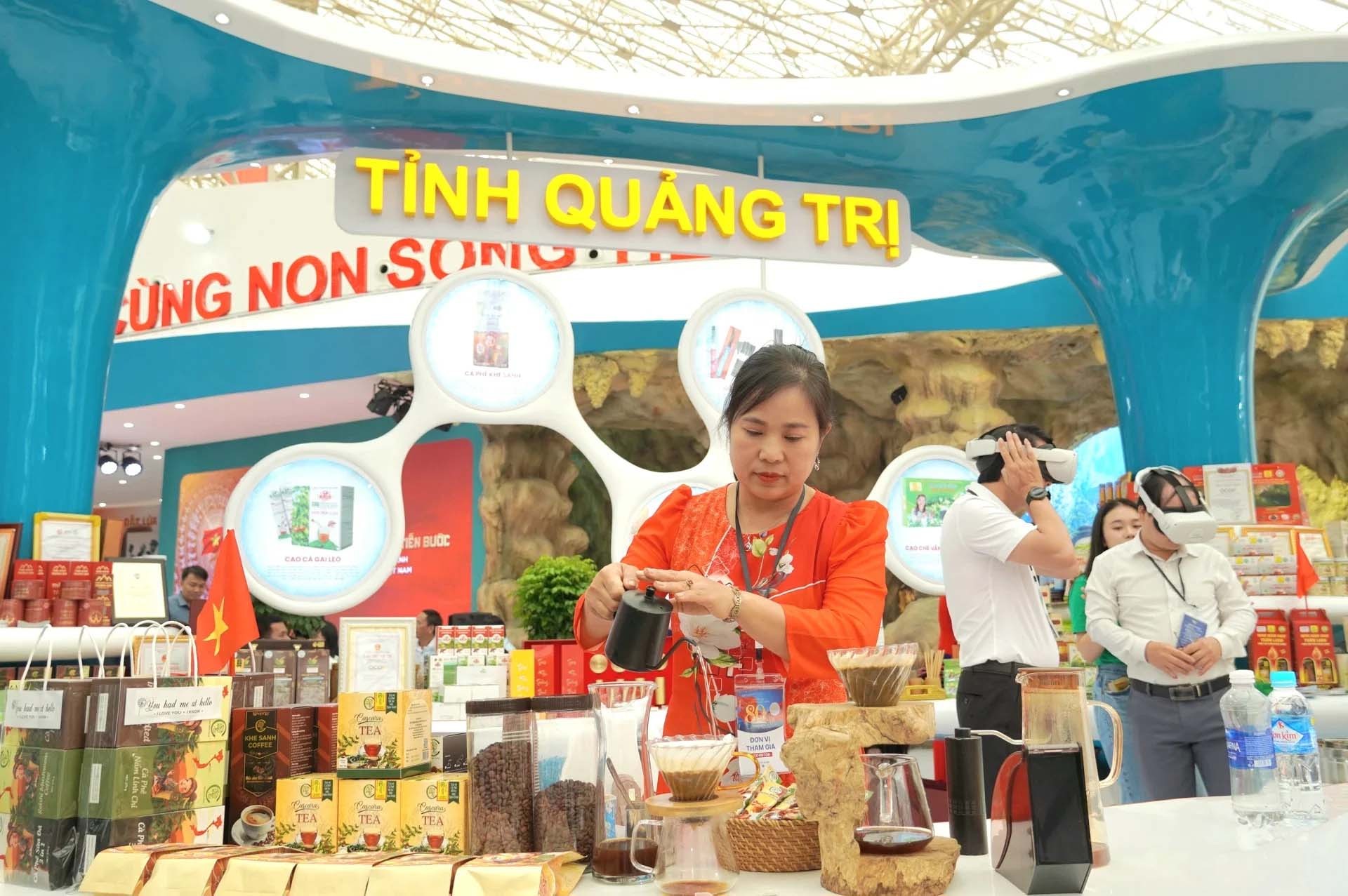 Các sản phẩm OCOP tiêu biểu của Quảng Trị được trưng bày, giới thiệu tại các chương trình xúc tiến thương mại trong và ngoài tỉnh