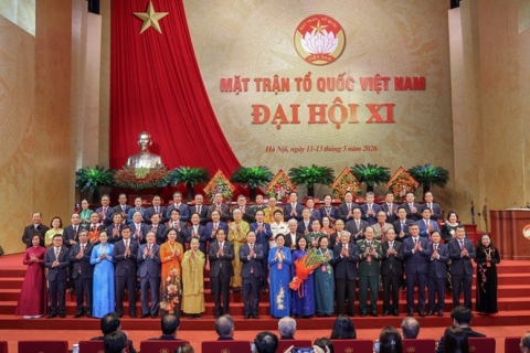 dong chi bui thi minh hoai tiep tuc giu chuc chu tich uy ban trung uong mat tran to quoc viet nam khoa xi