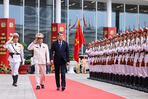 thu tuong le minh hung du le don nhan danh hieu anh hung llvt nhan dan cua cong an thanh pho hai phong