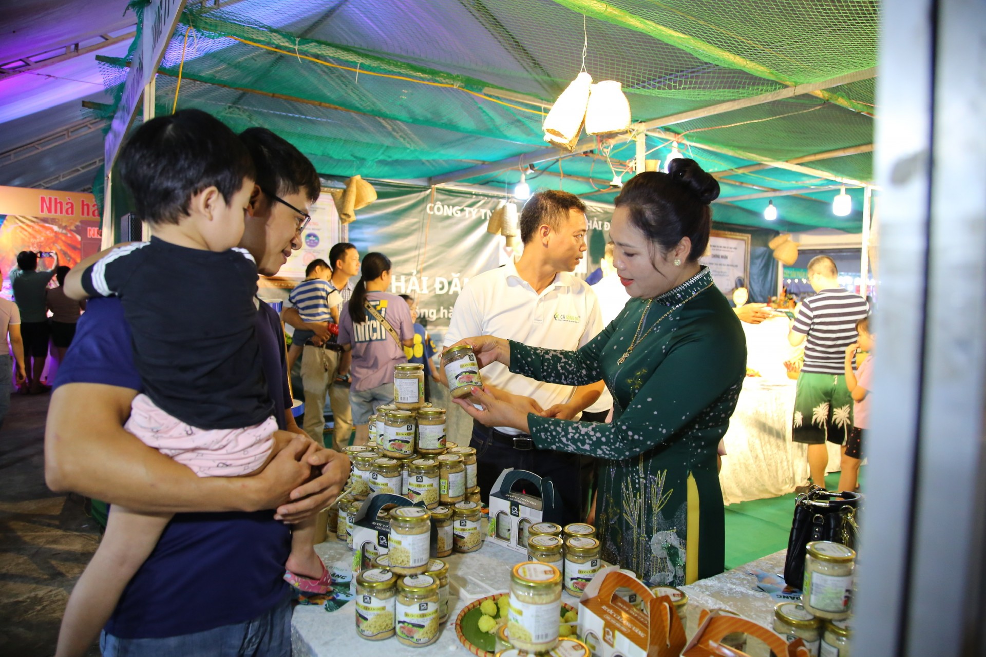 Giữ vị ngọt sông Đà trong từng sợi ruốc cá OCOP Giữ vị ngọt sông Đà trong từng sợi ruốc cá OCOP