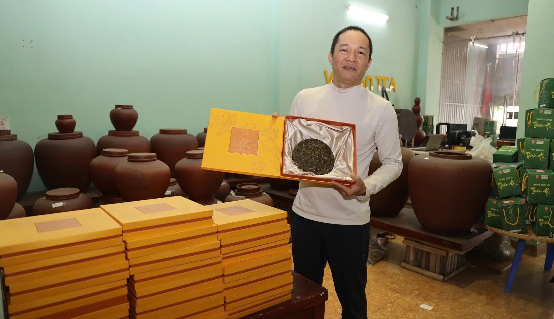 Người đưa trà Shan tuyết Suối Tọ “tăng giá theo thời gian” Người đưa trà Shan tuyết Suối Tọ “tăng giá theo thời gian”