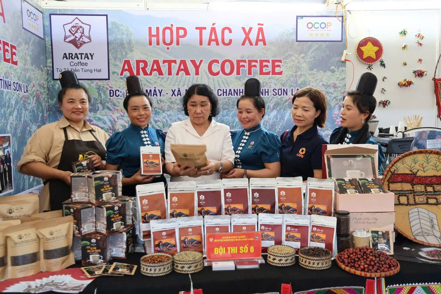 Arabica Sơn La: Xây thương hiệu cà phê từ chuỗi giá trị xanh Arabica Sơn La: Xây thương hiệu cà phê từ chuỗi giá trị xanh