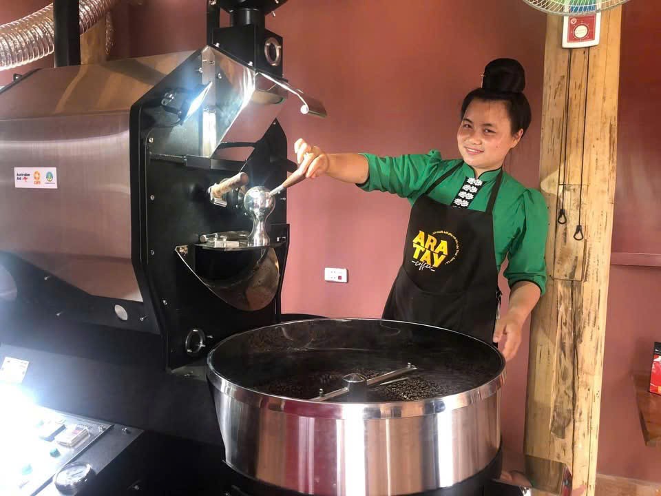 Arabica Sơn La: Xây thương hiệu cà phê từ chuỗi giá trị xanh Arabica Sơn La: Xây thương hiệu cà phê từ chuỗi giá trị xanh