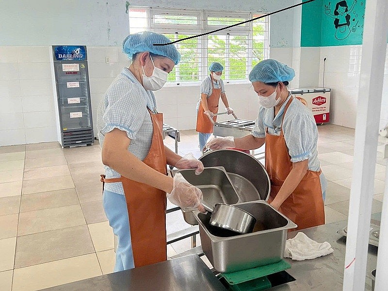 Vấn đề an toàn thực phẩm tại các bếp ăn học đường từ lâu luôn là mối quan tâm hàng đầu của các bậc phụ huynh