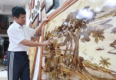 nghe nhan nguyen van hung va hanh trinh gin giu hon kinh bac bang tranh go