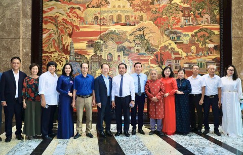bi thu thanh uy tran duc thang dua ha noi tro thanh trung tam lon ve van hoa khoa hoc cong nghe va doi moi sang tao