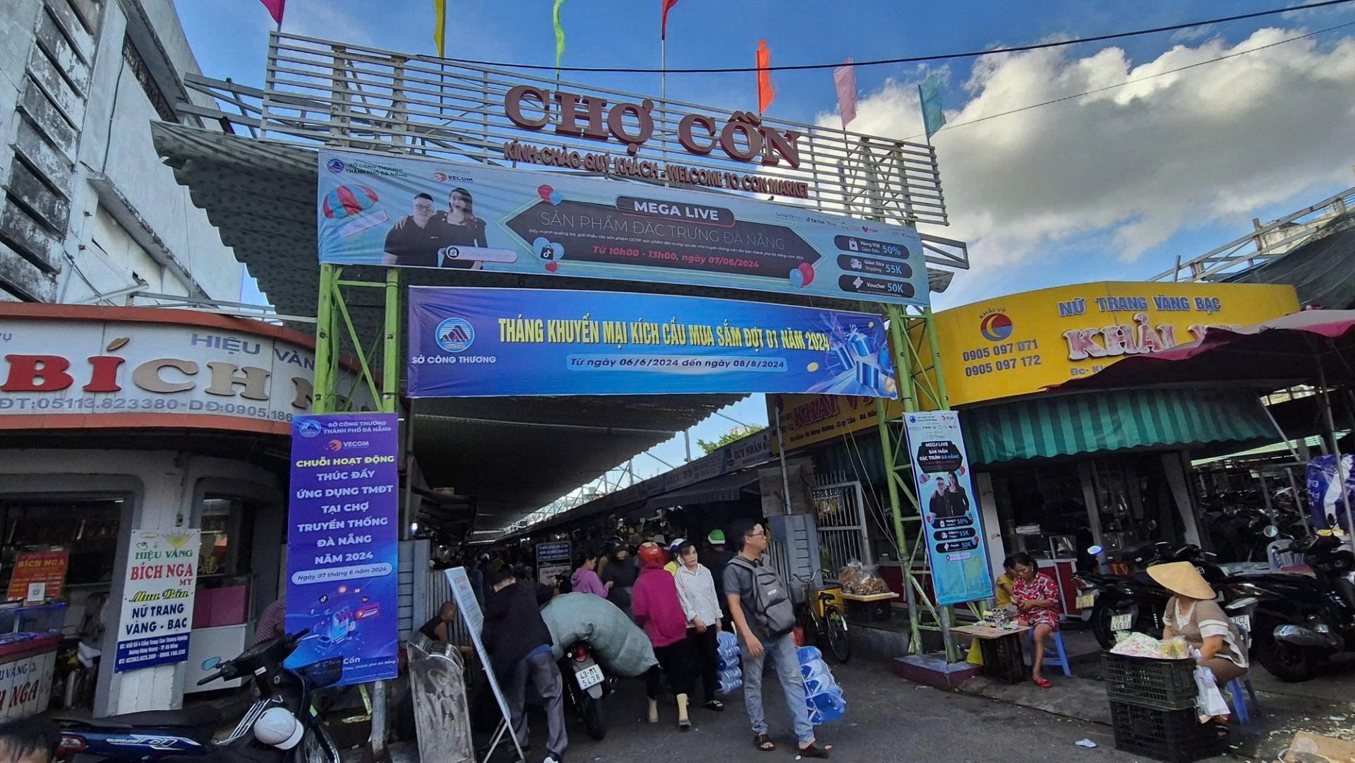 Đà Nẵng hợp tác Grab mở sàn giao dịch OCOP và đặc sản trên nền tảng số Đà Nẵng hợp tác Grab mở sàn giao dịch OCOP và đặc sản trên nền tảng số