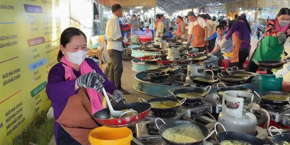 An Giang quy tụ hàng trăm loại bánh dân gian, quảng bá OCOP và đặc sản vùng miền An Giang quy tụ hàng trăm loại bánh dân gian, quảng bá OCOP và đặc sản vùng miền