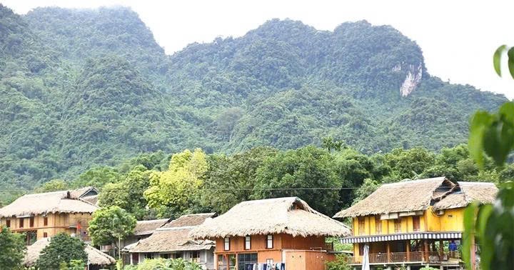 Phú Thọ mở lối phát triển du lịch từ giá trị bản địa Phú Thọ mở lối phát triển du lịch từ giá trị bản địa
