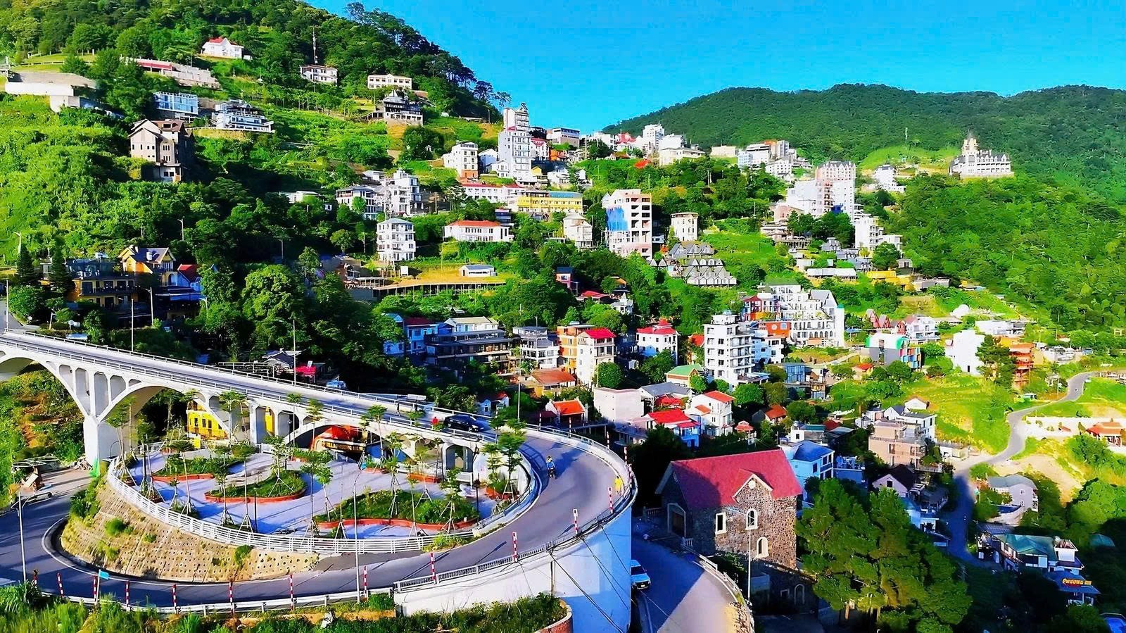 Phú Thọ mở lối phát triển du lịch từ giá trị bản địa Phú Thọ mở lối phát triển du lịch từ giá trị bản địa