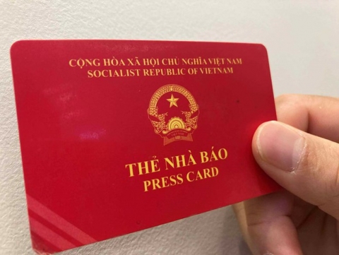 nang cao trach nhiem cua co quan bao chi trong quan ly phong vien va de nghi cap doi the nha bao