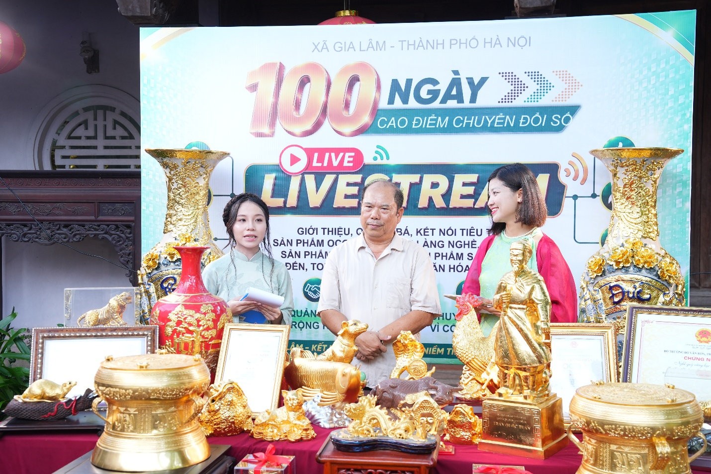 Ngoại thành Hà Nội đẩy mạnh chuyển đổi số, mở rộng thị trường cho sản phẩm địa phương