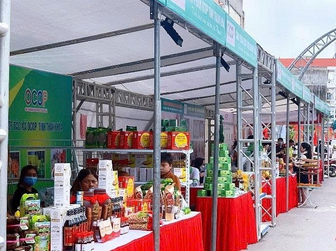 Sau ánh đèn hội chợ, OCOP cần gì để đi xa? Sau ánh đèn hội chợ, OCOP cần gì để đi xa?