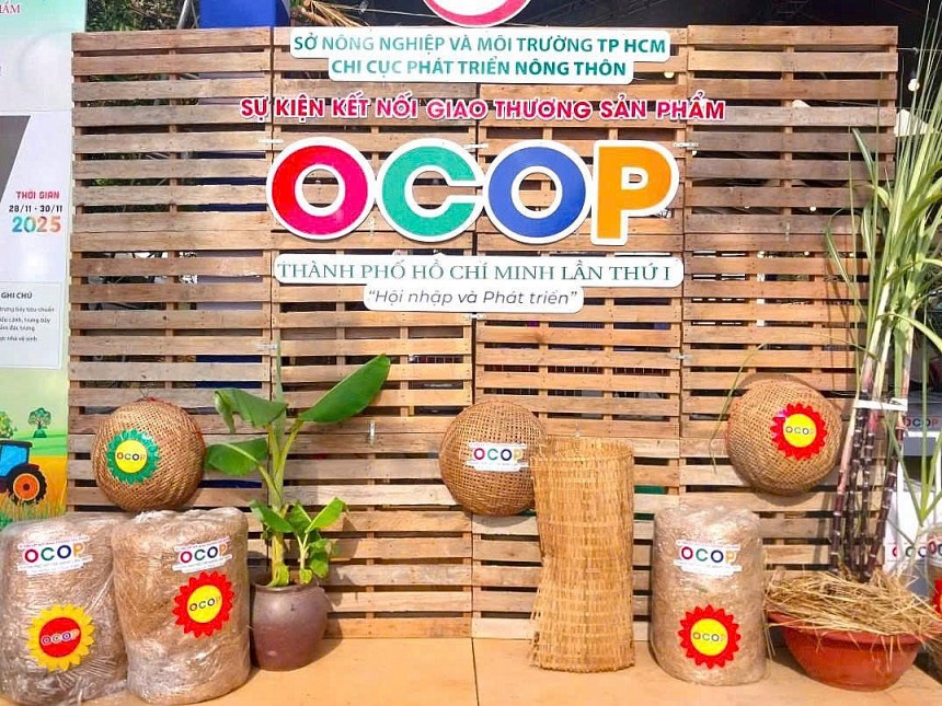 Sự kiện quy tụ sản phẩm của 34 tỉnh, thành phố, tạo không gian quảng bá sản phẩm OCOP, kết nối giao thương, giúp mở rộng thị trường tiêu thụ Sự kiện quy tụ sản phẩm của 34 tỉnh, thành phố, tạo không gian quảng bá sản phẩm OCOP, kết nối giao thương, giúp mở rộng thị trường tiêu thụ