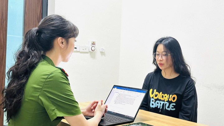 Khởi tố TikToker livestream bán sâm Lai Châu gắn mác sâm Ngọc Linh Khởi tố TikToker livestream bán sâm Lai Châu gắn mác sâm Ngọc Linh
