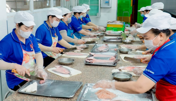 Từ đặc sản quê nhà đến hơn 10 sản phẩm OCOP 4 sao