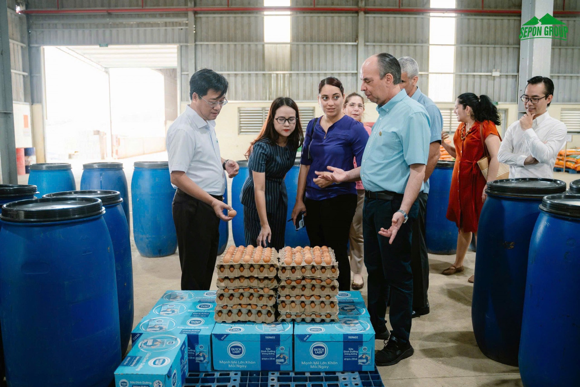 Chủ tịch Sepon Group Hồ Xuân Hiếu: Tư duy thợ máy trên cánh đồng hữu cơ Chủ tịch Sepon Group Hồ Xuân Hiếu: Tư duy thợ máy trên cánh đồng hữu cơ