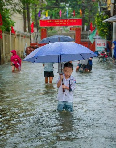 thanh hoa cho hoc sinh nghi hoc doi voi nhung noi mua lu khong bao dam an toan