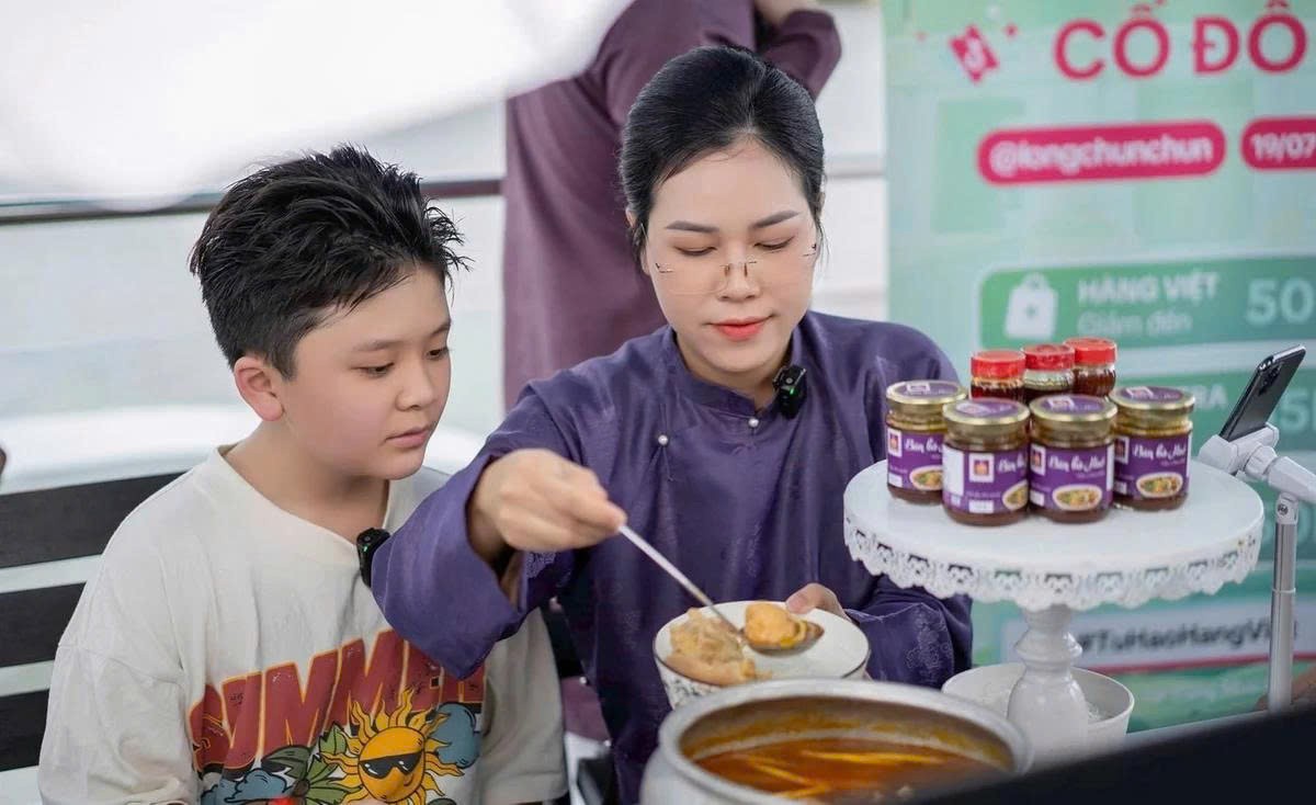 Từ tô bún bò Huế đến sản phẩm OCOP 5 sao Từ tô bún bò Huế đến sản phẩm OCOP 5 sao