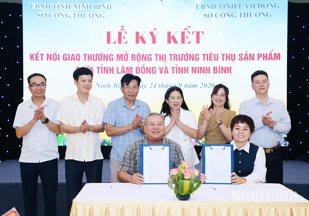 Ninh Bình - Lâm Đồng mở rộng kết nối, đưa sản phẩm OCOP đến thị trường mới Ninh Bình - Lâm Đồng mở rộng kết nối, đưa sản phẩm OCOP đến thị trường mới
