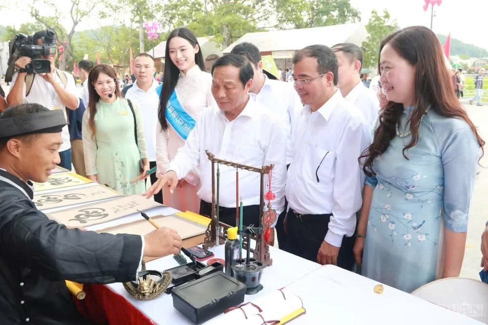 OCOP, làng nghề hội tụ tại Tuần Văn hóa Côn Sơn - Kiếp Bạc