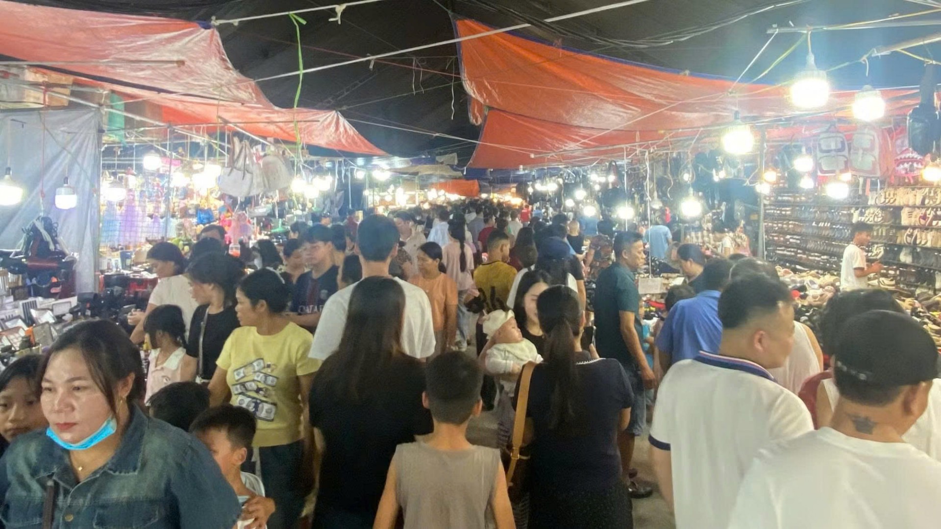Hội chợ OCOP Lào Cai mở thêm kênh kết nối nông sản địa phương