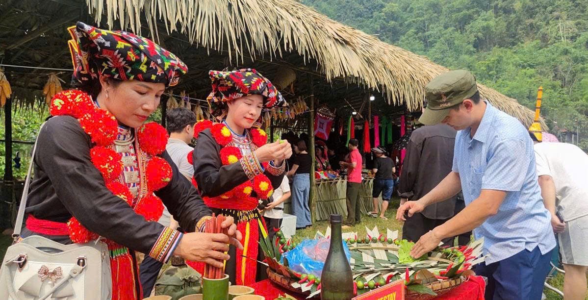Lâm Bình đưa sản phẩm OCOP lên không gian số