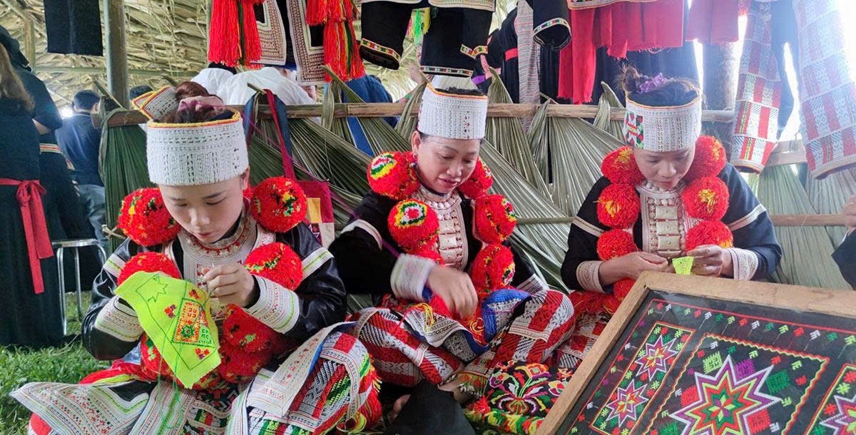 Lâm Bình đưa sản phẩm OCOP lên không gian số
