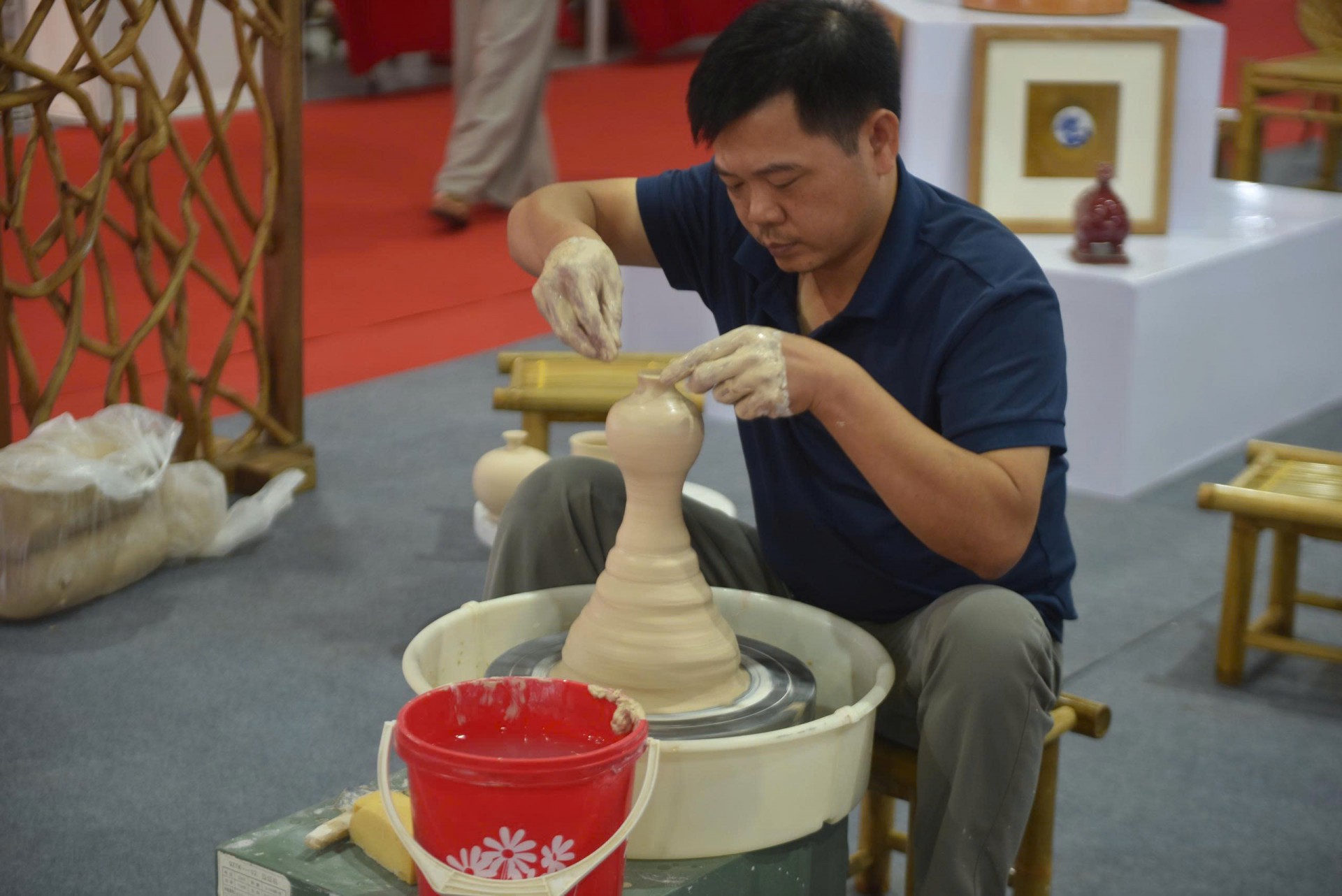 Khai mạc Hội chợ Hanoi Giftshow 2026 với 500 gian hàng thủ công mỹ nghệ Khai mạc Hội chợ Hanoi Giftshow 2026 với 500 gian hàng thủ công mỹ nghệ