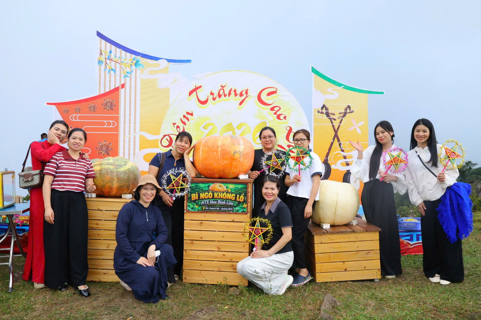 Hoành Mô: Bí ngô khổng lồ, nhung hươu đạt OCOP Hoành Mô: Bí ngô khổng lồ, nhung hươu đạt OCOP