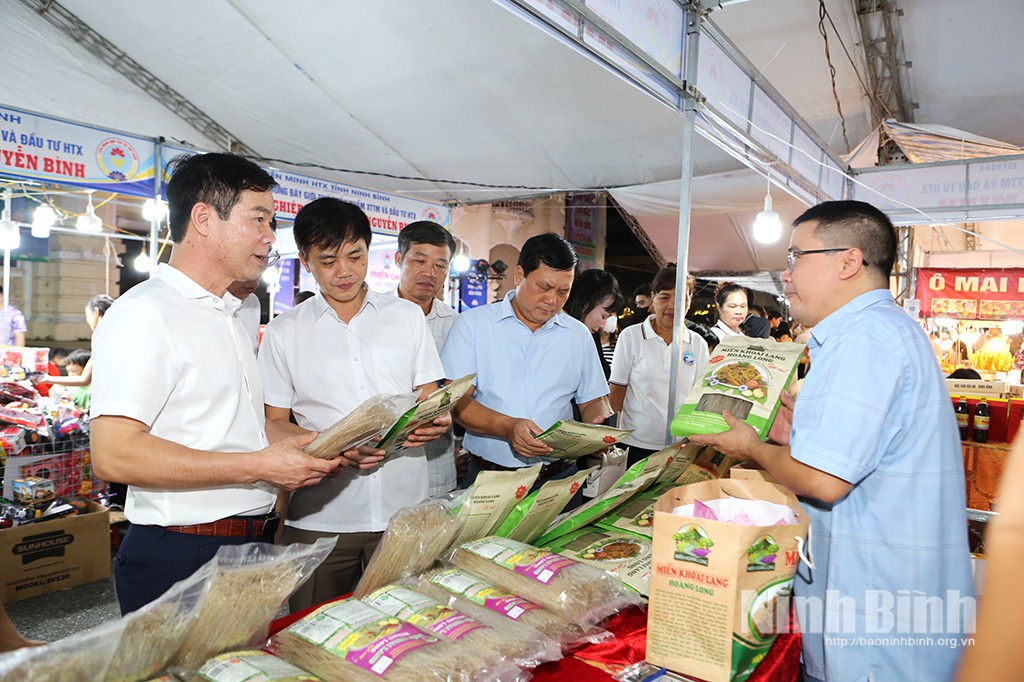 Hải Hậu mở phiên chợ OCOP
