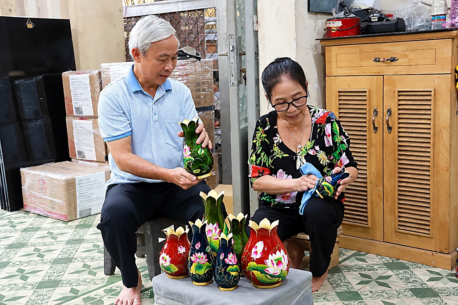 Giữ hồn sơn mài Việt trên hành trình OCOP 5 sao Giữ hồn sơn mài Việt trên hành trình OCOP 5 sao