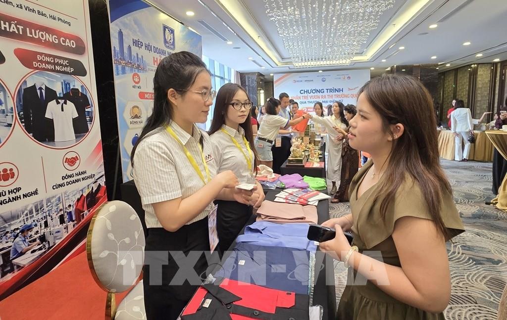 Doanh nghiệp Việt vươn ra thị trường quốc tế qua sàn số